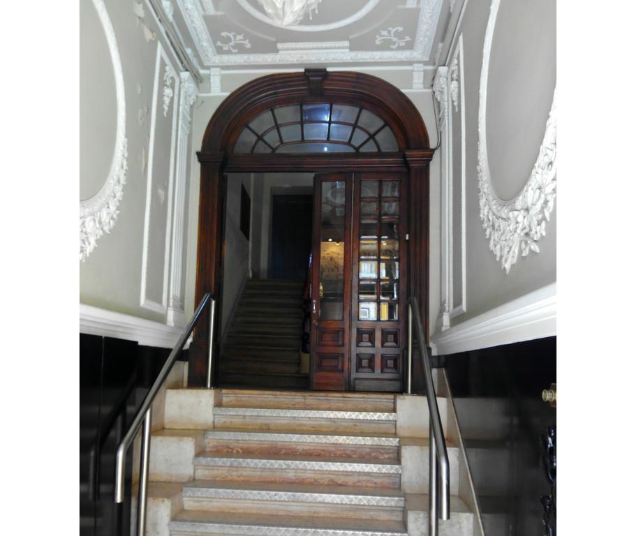 Refuge In Santa Marta Hotel Lisbon Exterior photo